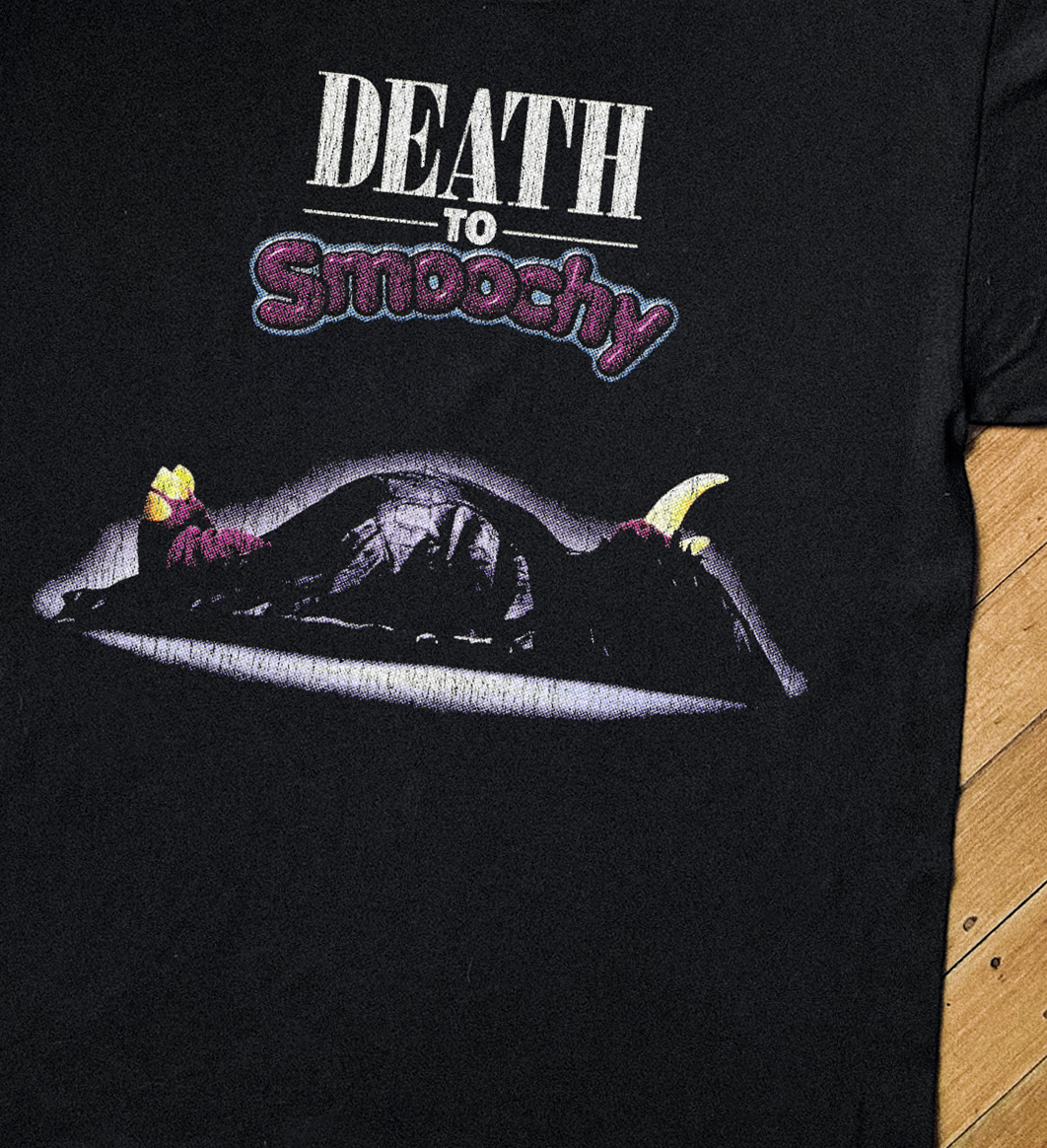 '02 DEATH TO SMOOCHY PROMO BLACK T-SHIRT