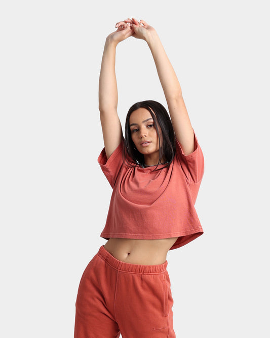 Champion Women's Vintage Dye Crop T-Shirt Sandalwood Red