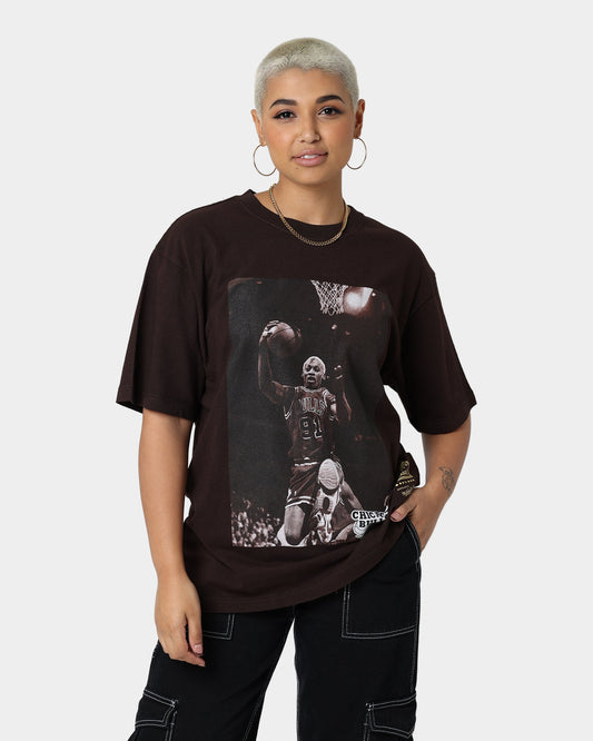 Mitchell & Ness Chicago Bulls Rodman Photo T-Shirt Baroque Brown Style001