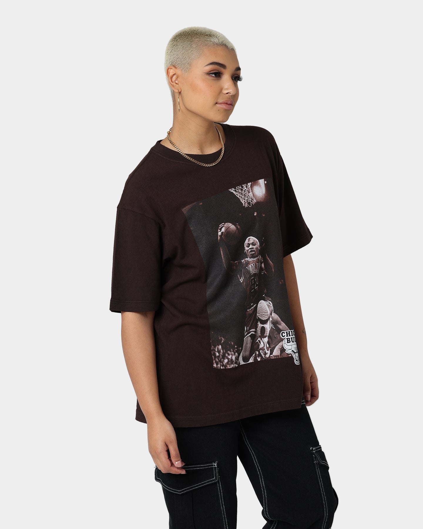 Mitchell & Ness Chicago Bulls Rodman Photo T-Shirt Baroque Brown Style001