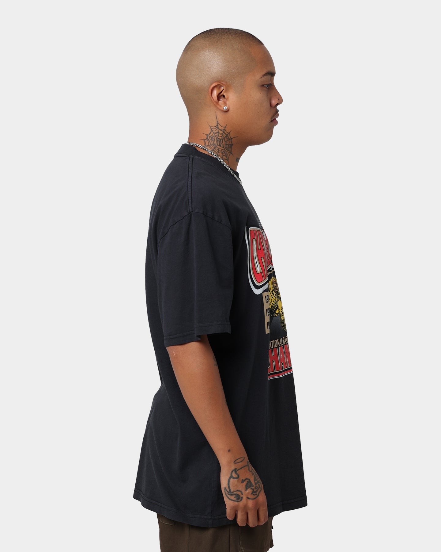Mitchell & Ness Chicago Bulls Champion Tour T-Shirt Black
