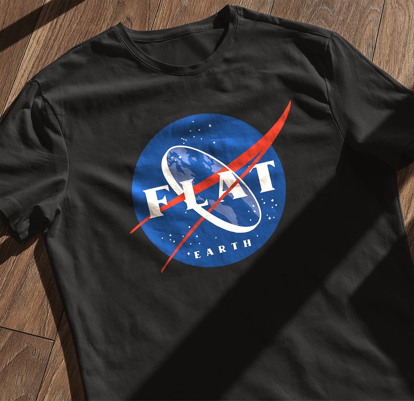 Flat Earth Society T-shirt - Funny &