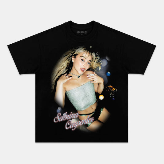 SABRINA CARPENTER 2025 TEE Style001