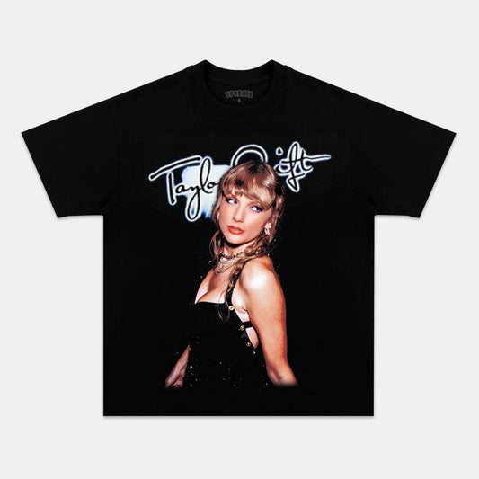 TAYLOR SWIFT 2025 TEE Style001